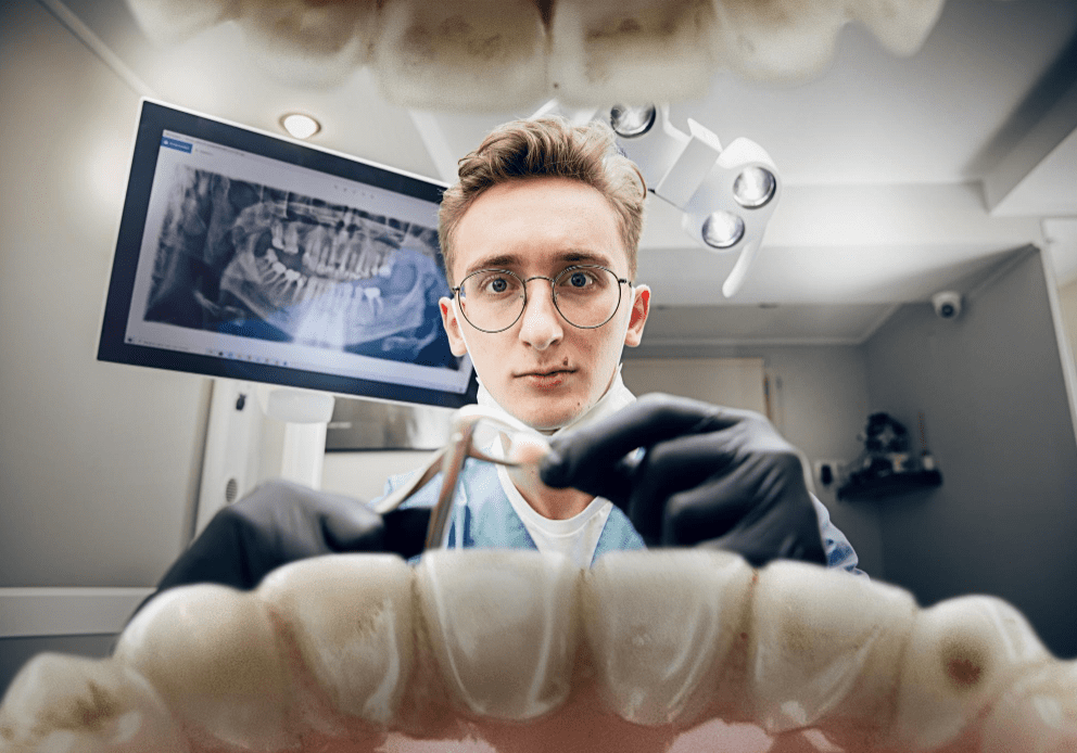 prosthodontist vs orthodontist